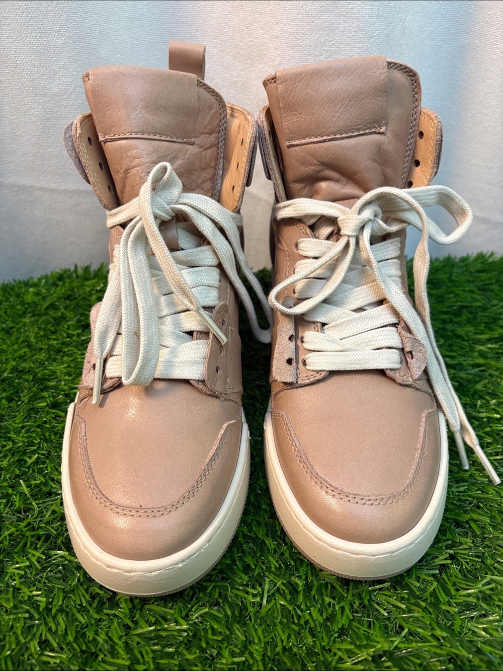 Steve Madden Blush Pink High-Top Genuine Leather Athletic Sneakers Size 37/7 NIB
